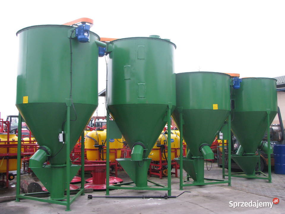 Mieszalnik pasz sypkich IGAMET 1200 dostępny w Do hodowli zwierząt Opoczno