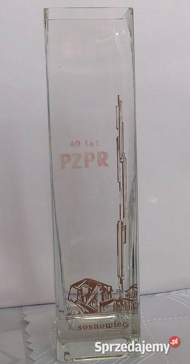 pamiątkowy szklany wazon z czasów PRL Porcelana i szkło Suwałki