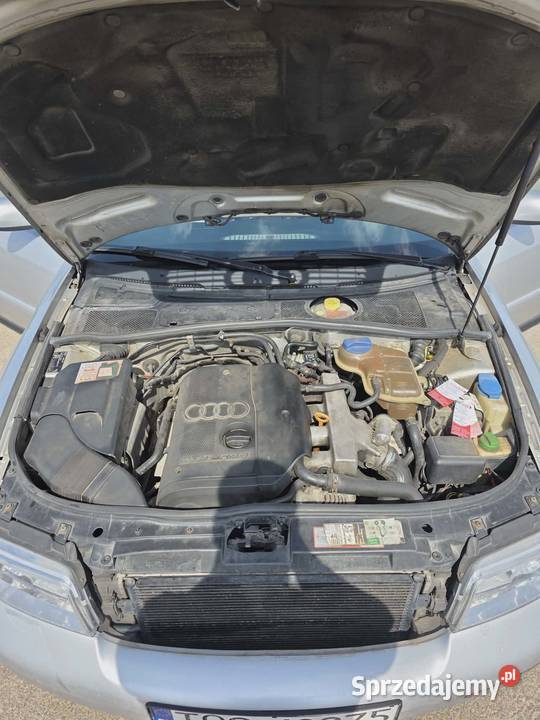 Audi A4 B5 lift 18T LPG gniazdo USB Nowy Skoszyn
