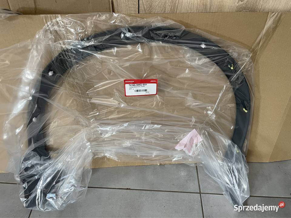 Honda Civic VIII UFO 5d listwa przód 2007 lubelskie Kozubszczyzna sprzedam