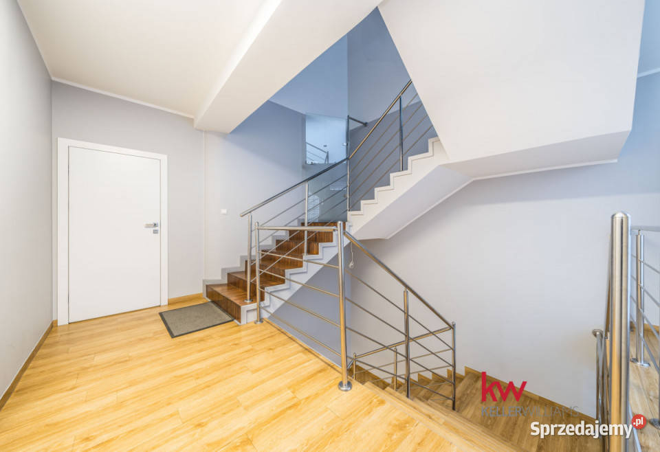 Lokal 925m2 Poznań