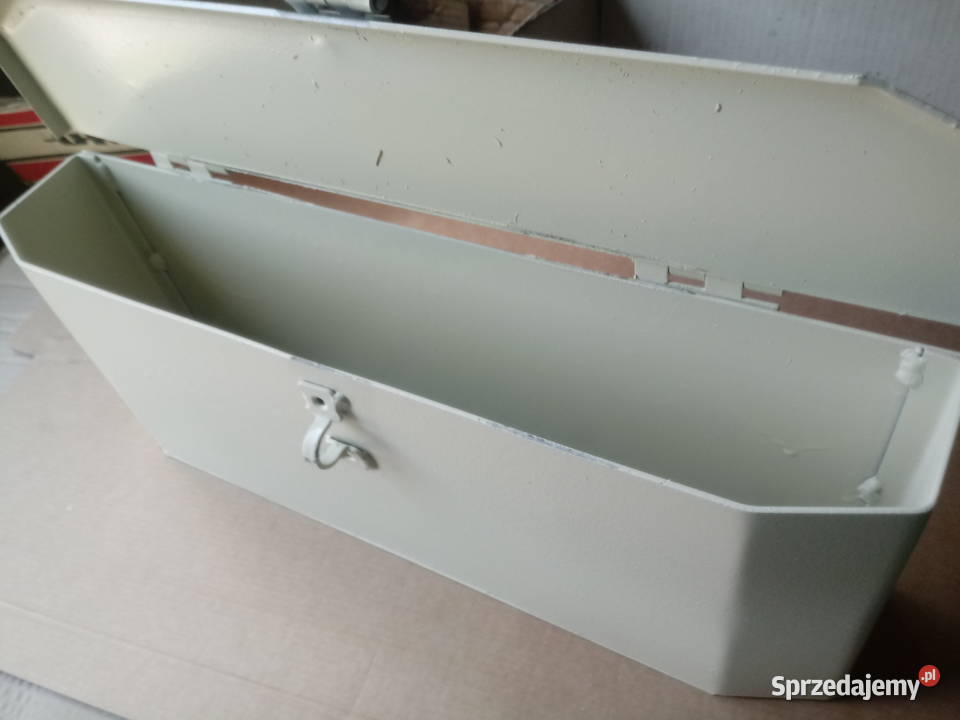 Skrzynka narzędziowa Ursus c385 MF Warszawa