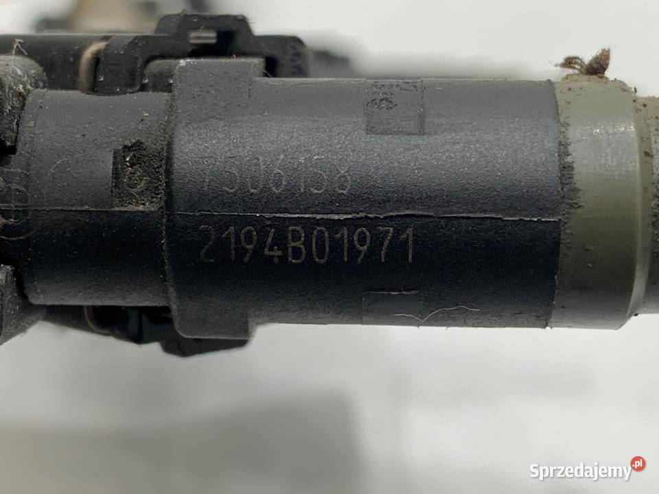 LISTWA WTRYSKOWA BMW E46 7506158 16 115