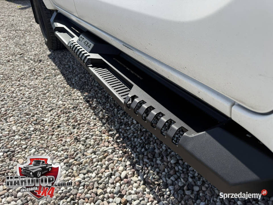 Progi Stopnie boczne Heavy Duty Toyota Hilux Pasłęk