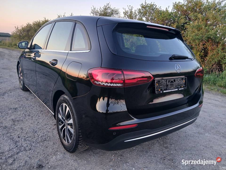 Mercedes B180 Automat 120 z Niemiec 21 Rok produkcji 2021