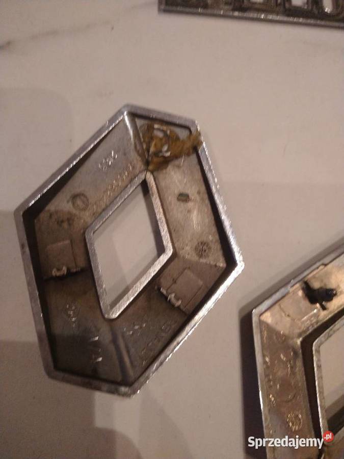 Emblemat Renault Laguna Clio GT Rok produkcji 1995 Białe Błota