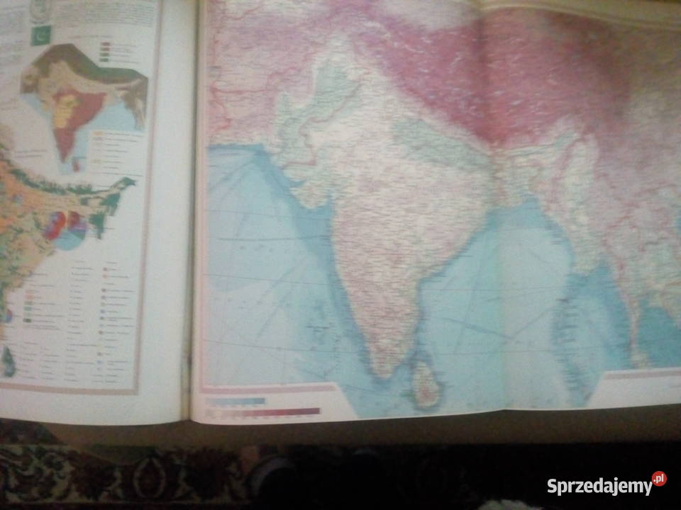 Atlas Świata Warszawa