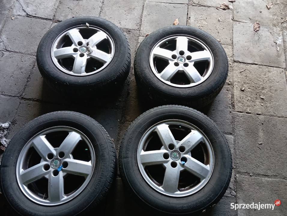 Koła Felgi aluminiowe letnie skoda octavia sprzedam