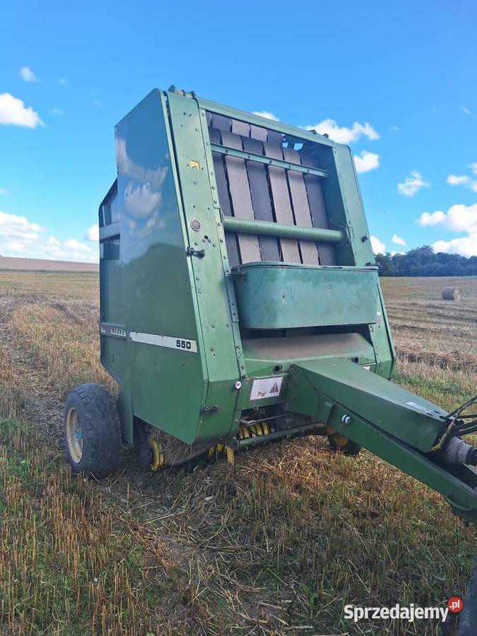 Prasa John deere 550