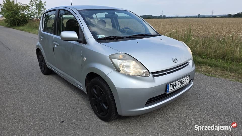 Daihatsu Sirion 13 benz klima kurtyny powietrzne Gliwice