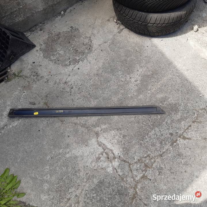 5L0853515A listwa drzwi lewy przód Skoda osobowe