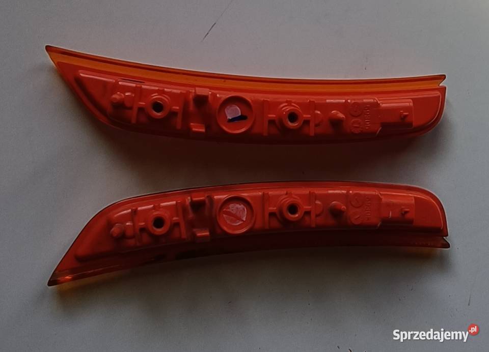 Lampa obrysowa zderzaka przedniego Dodge Durango pomorskie Gdańsk