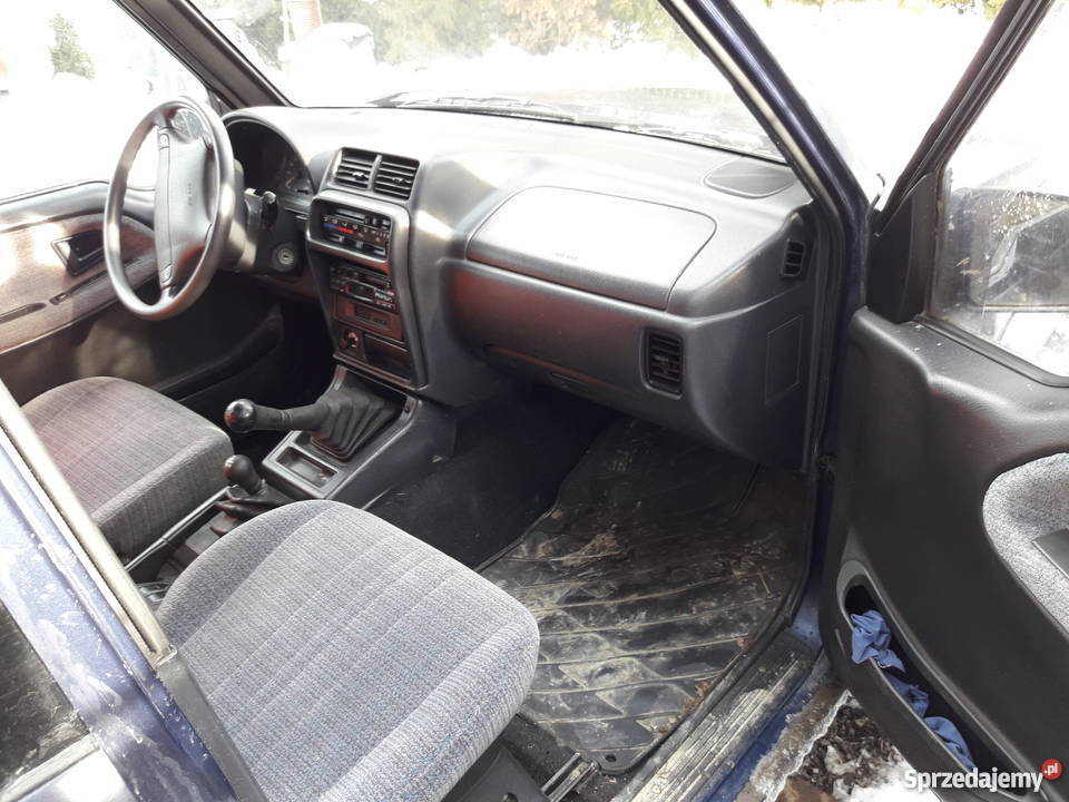 Suzuki Vitara 4x4 off road welurowa tapicerka