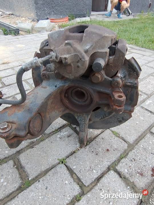 Ford Focus MK3 16tdci McPherson lewy przód Książenice