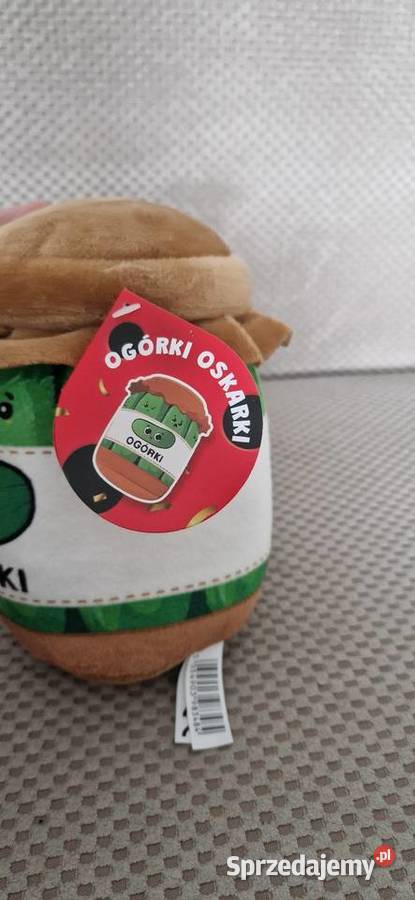 Ogórki Oskarki gang biedroniaków maskotka Kraków