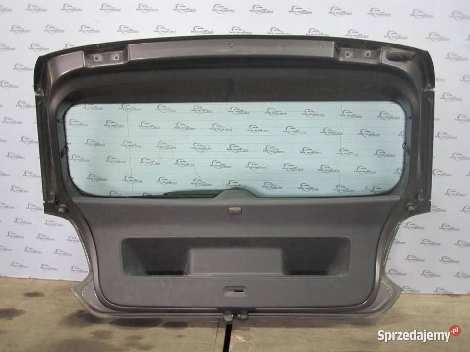 VW POLO V 11r klapa tył