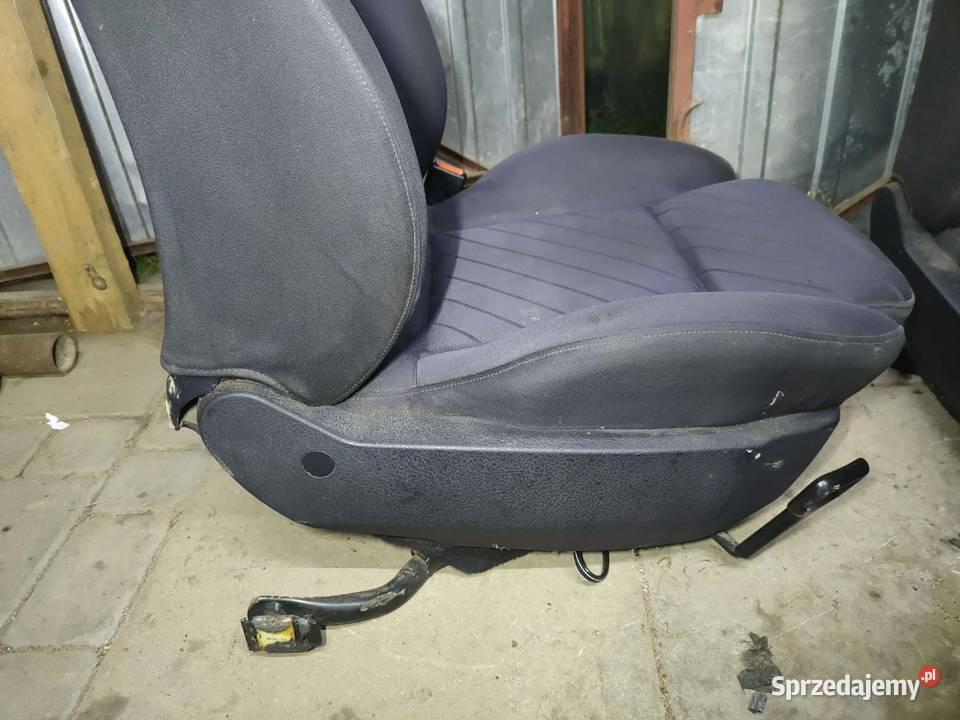 Fotele półkubelki grzane do audi 80 b4 avant Fotele i kanapy podkarpackie Zagórz