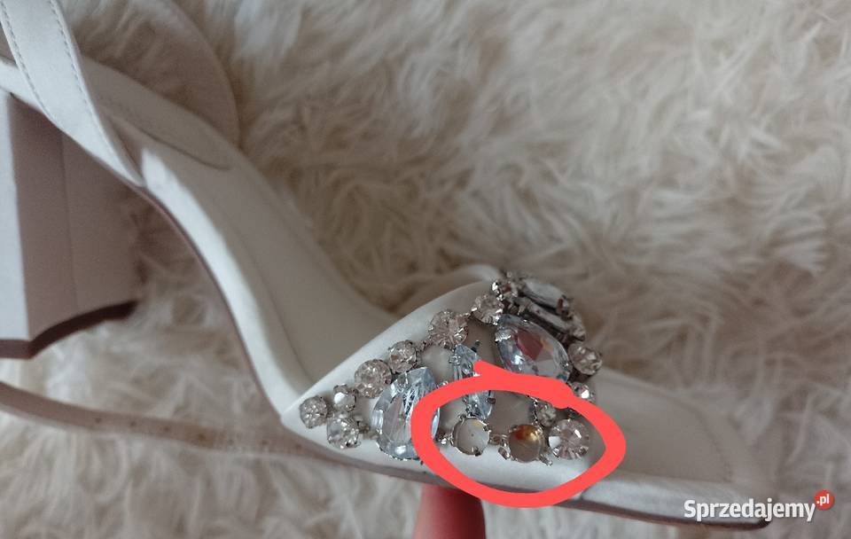 39 ASOS Design Białe bogato zdobione sandałki Sandały i klapki Kraków