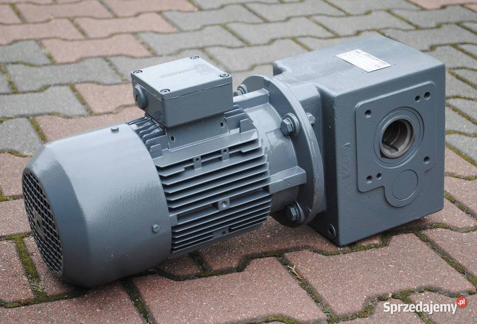 Motoreduktor kątowy 15kw 30obrmin firmy Stqber Kargowa