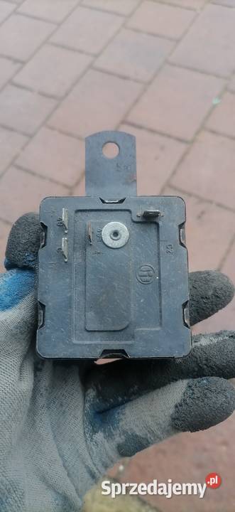 Przerywacz kierunkowskazów Żuk Łatanice sprzedam