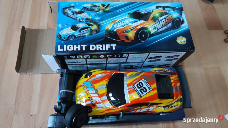 zdalnie sterowany samochód do driftu marki NQD w sprzedam