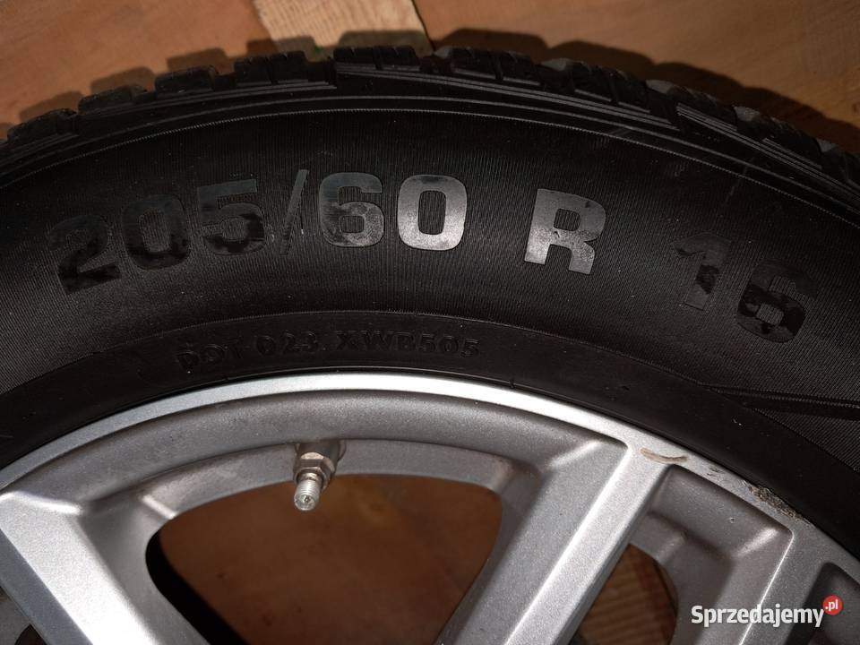 KOMPLET KÓŁ ALUFELGI Z OPONAMI 2056016 świętokrzyskie Połaniec