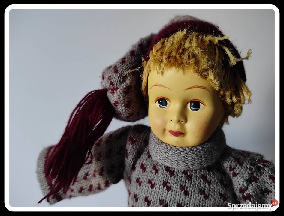 Kolekcjonerska lalka chłopiec drewniane nogi 35