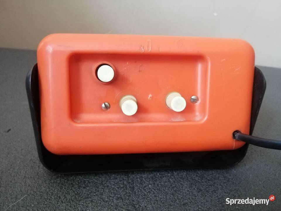 zegar elektroniczny z budzikiem firmy Meister Legnica