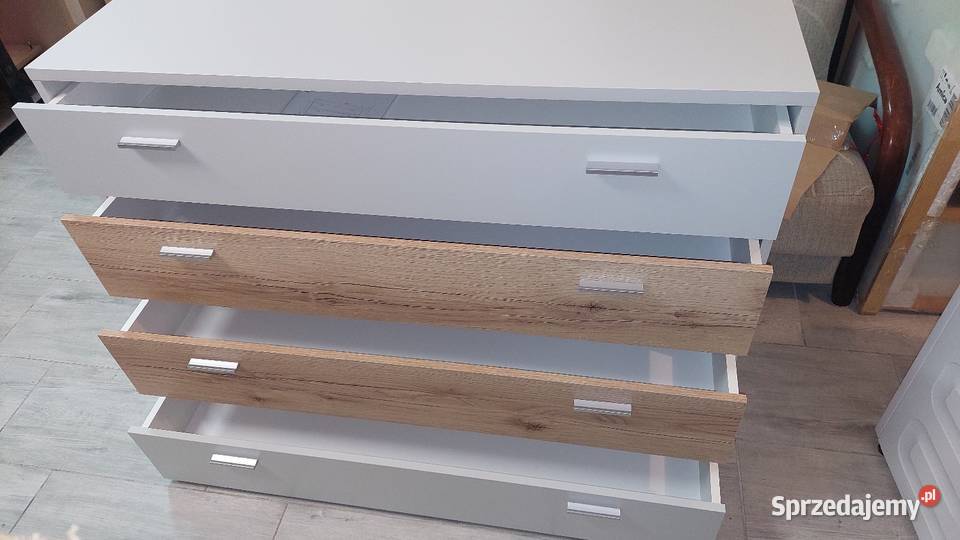Komoda Niort cztery szuflady