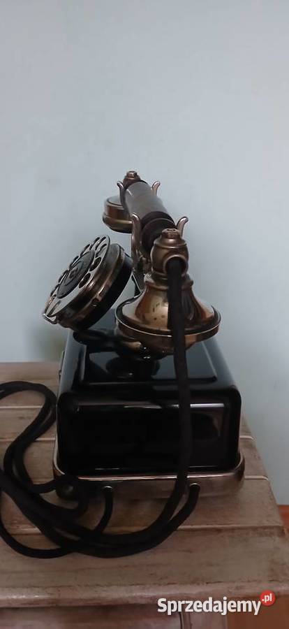 Stary telefon na tarcze z lat 30 tych Kraków