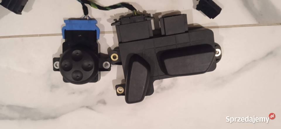 części fotela kierowcy passat B6 pełna elektryka mazowieckie Jasieniec