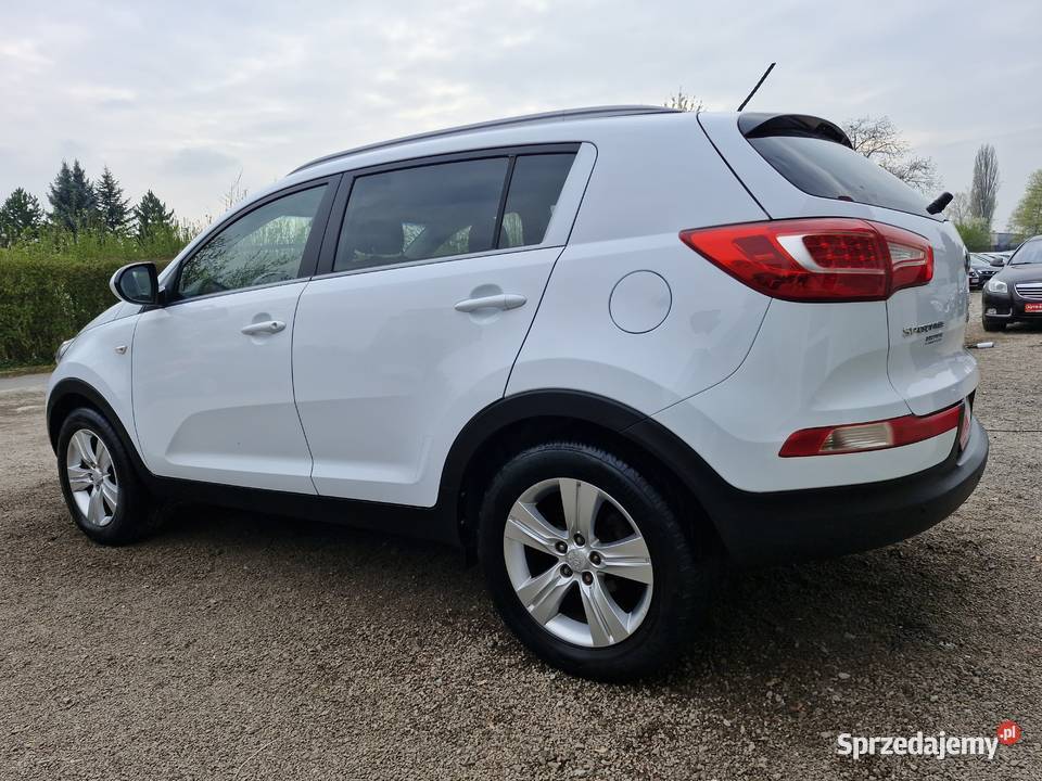 16 benz bogata wersja serw ASO gwarancja lakier Sportage