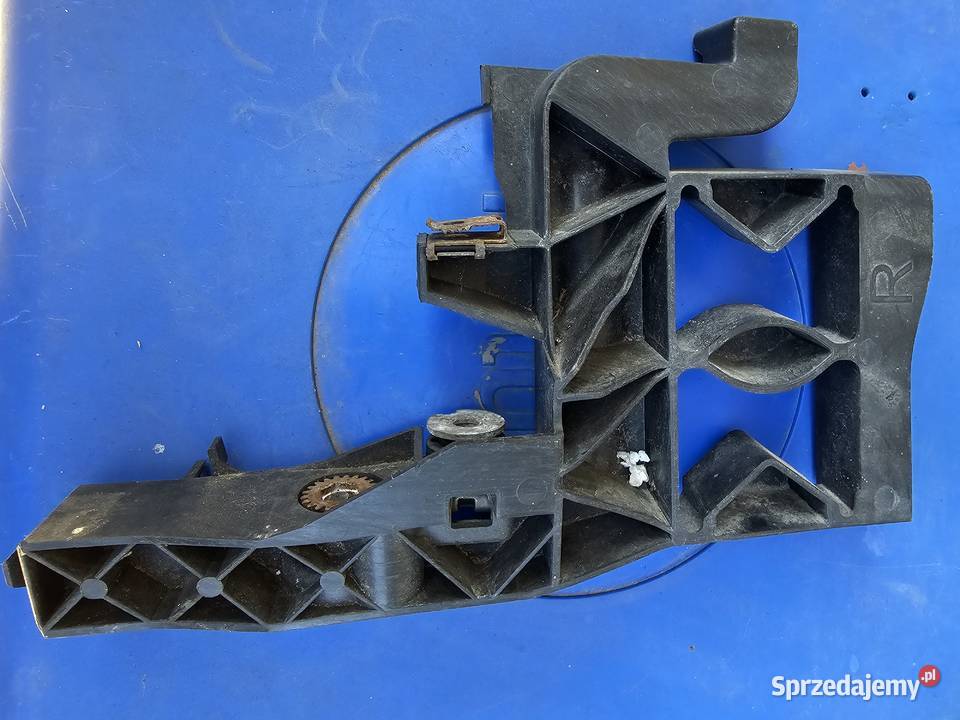 Uchwyt reflektora Audi A7RS7 4G88056074G8805608 diesel małopolskie Tarnowiec