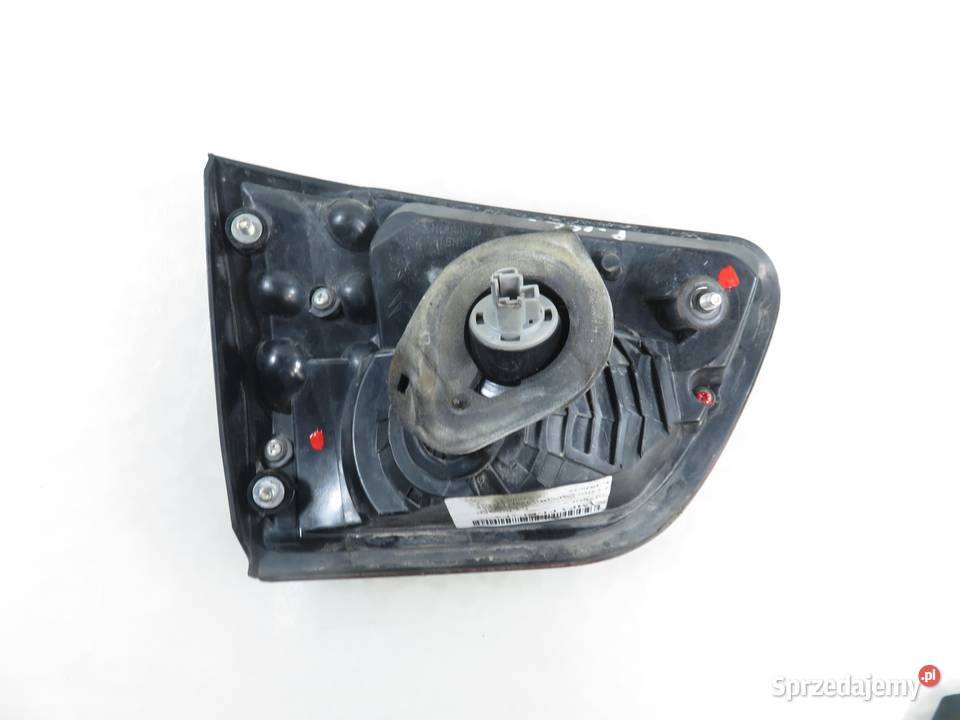 LAMPA PRAWA TYLNA KLAPA CITROEN CCROSSER Lampy tylne