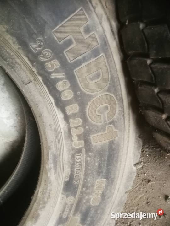 Sprzedam oponę Continetal HDC1 29580 R225 295 Czarna Białostocka