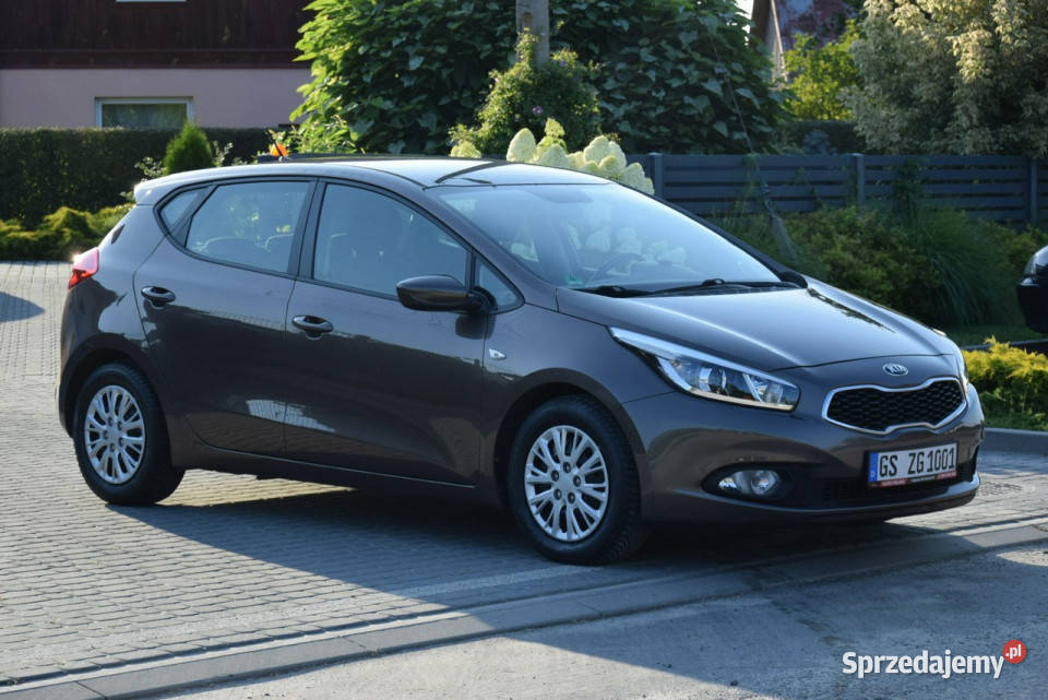 Kia Ceed 14B Klima 115 2013r Sprowadzony lakier metallic Majdan Sieniawski