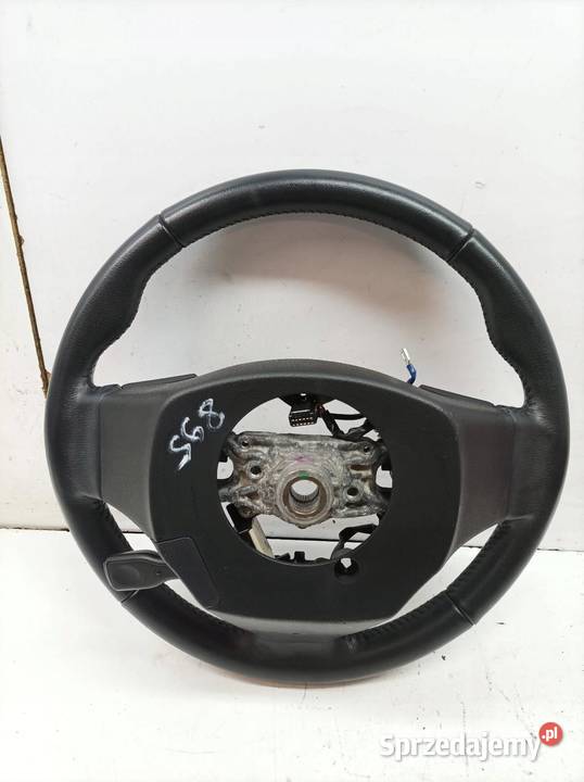 KIEROWNICA MULTIFUNKCJA E16 E17 18 SKÓRZANA Kierownice