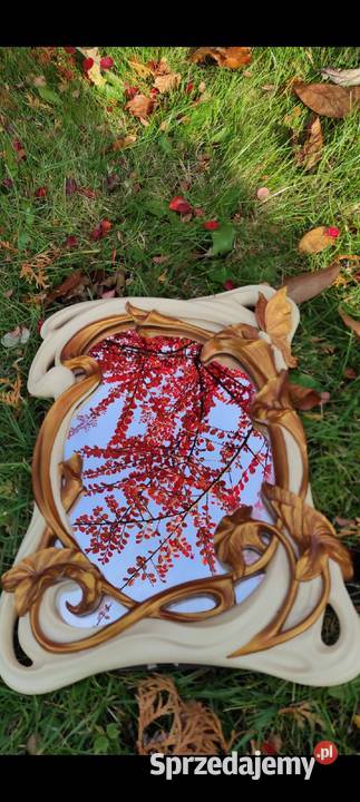 LUSTRO KWINTESENCJA STYLU SECESYJNEGO Lustra Pabianice