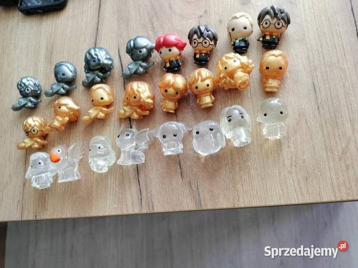 Figurki Harry Potter 24 sztuki zestaw sprzedam