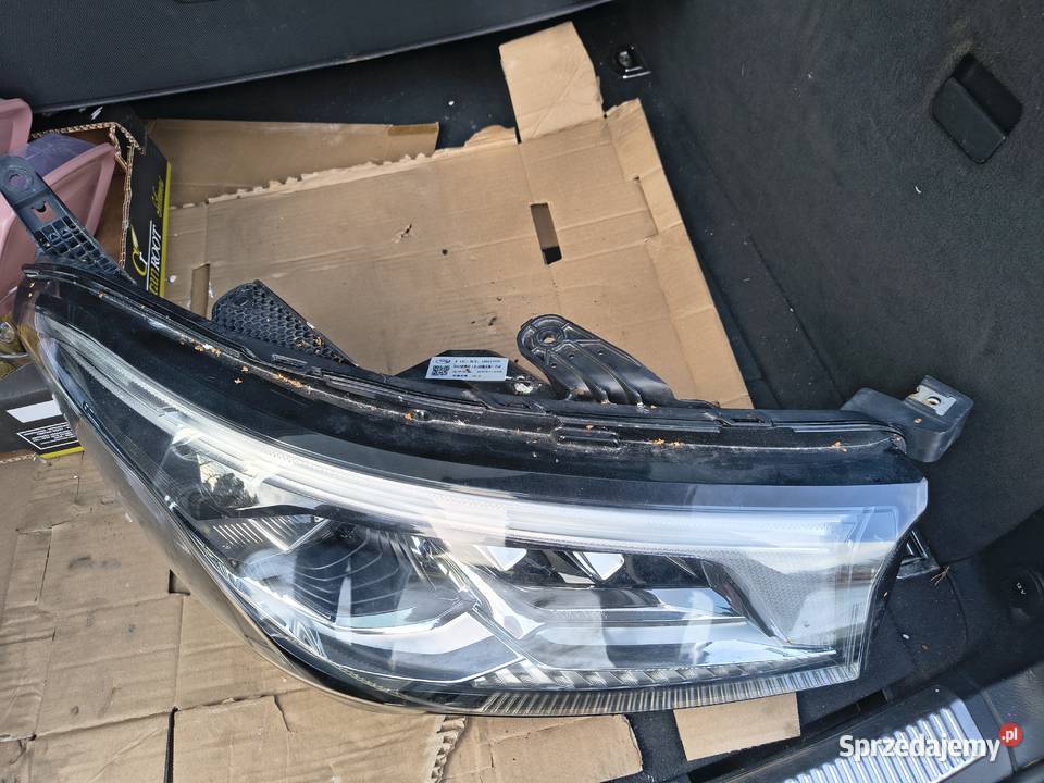 lampa reflektor przód full led prawa maxus Oświetlenie Przemyśl