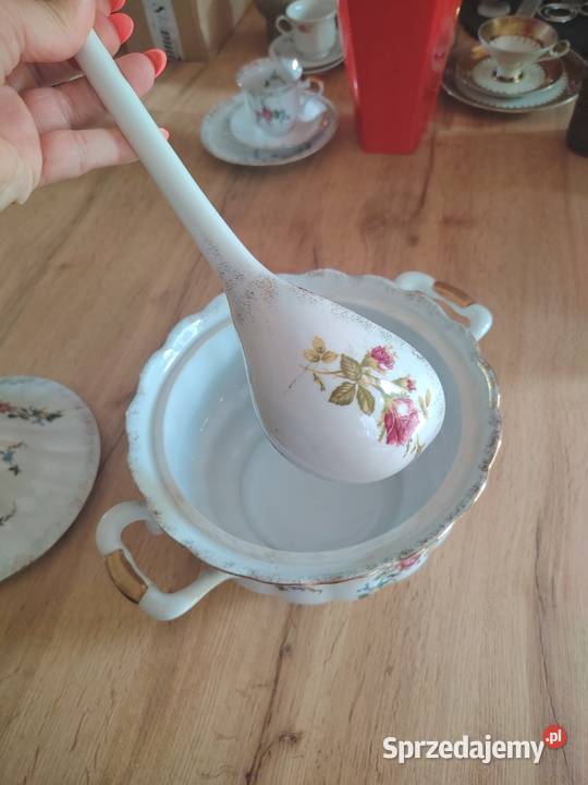Waza porcelanowa z chochlą Iwona Chodzież wielkopolskie Poznań