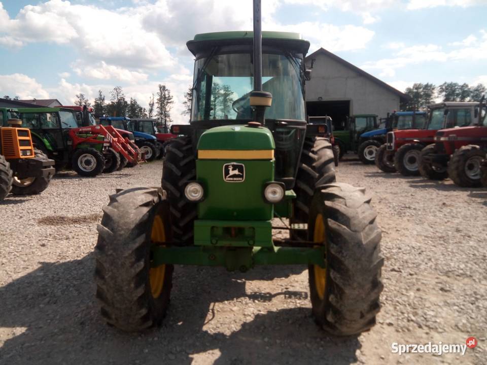 Ciągnik rolniczy John deere 2250 ursus massey Dwornia sprzedam
