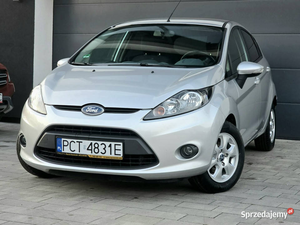 Ford Fiesta 14 16V KLIMATRONIC 118000 NOWE OPONY Czarnków sprzedam