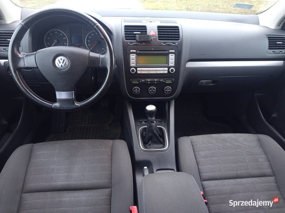 Volkswagen Golf V 14 MPI 80 2007r 80KM Izbica Kujawska