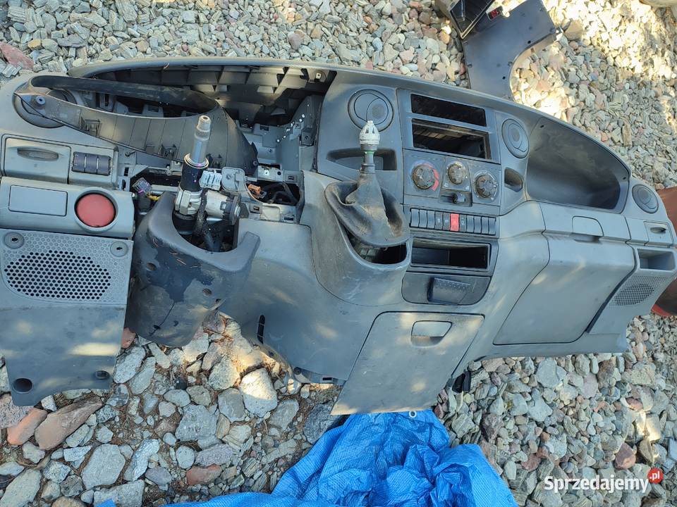 kokpit deska iveco daily IV dostawcze Wyposażenie wnętrza Kotomierz