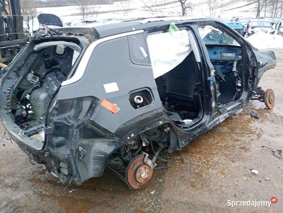 KAROSERIA ĆWIARTKA BŁOTNIK TYŁ PRAWY PRÓG DACH podkarpackie sprzedam