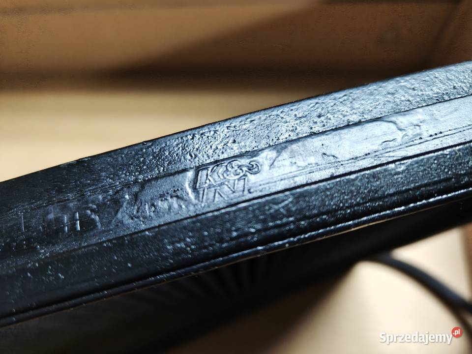 KN 332367 BMW 335i osobowe Buczek