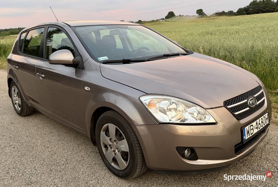 KIA Ceed AUTOMAT SKRZYNIA 16 CRDI salon Polska pełny VAT
