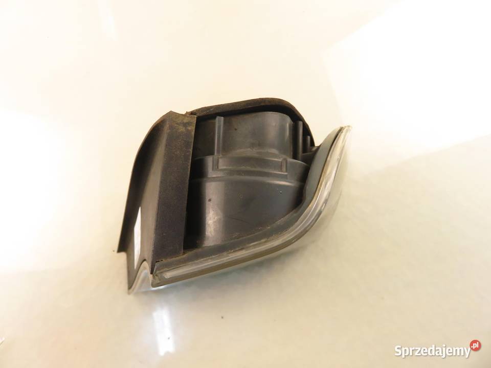 LAMPA PRAWA TYLNA BMW 3 Compact E46 6920238 osobowe