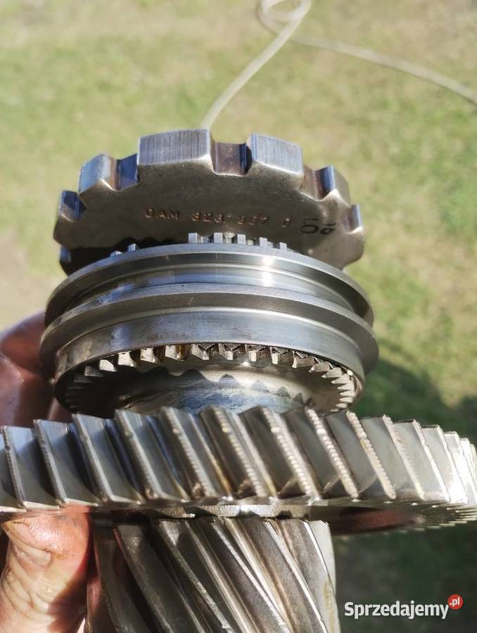 Wał Wyjściowy Output Shaft 3 DSG DQ200 0AM Parczew
